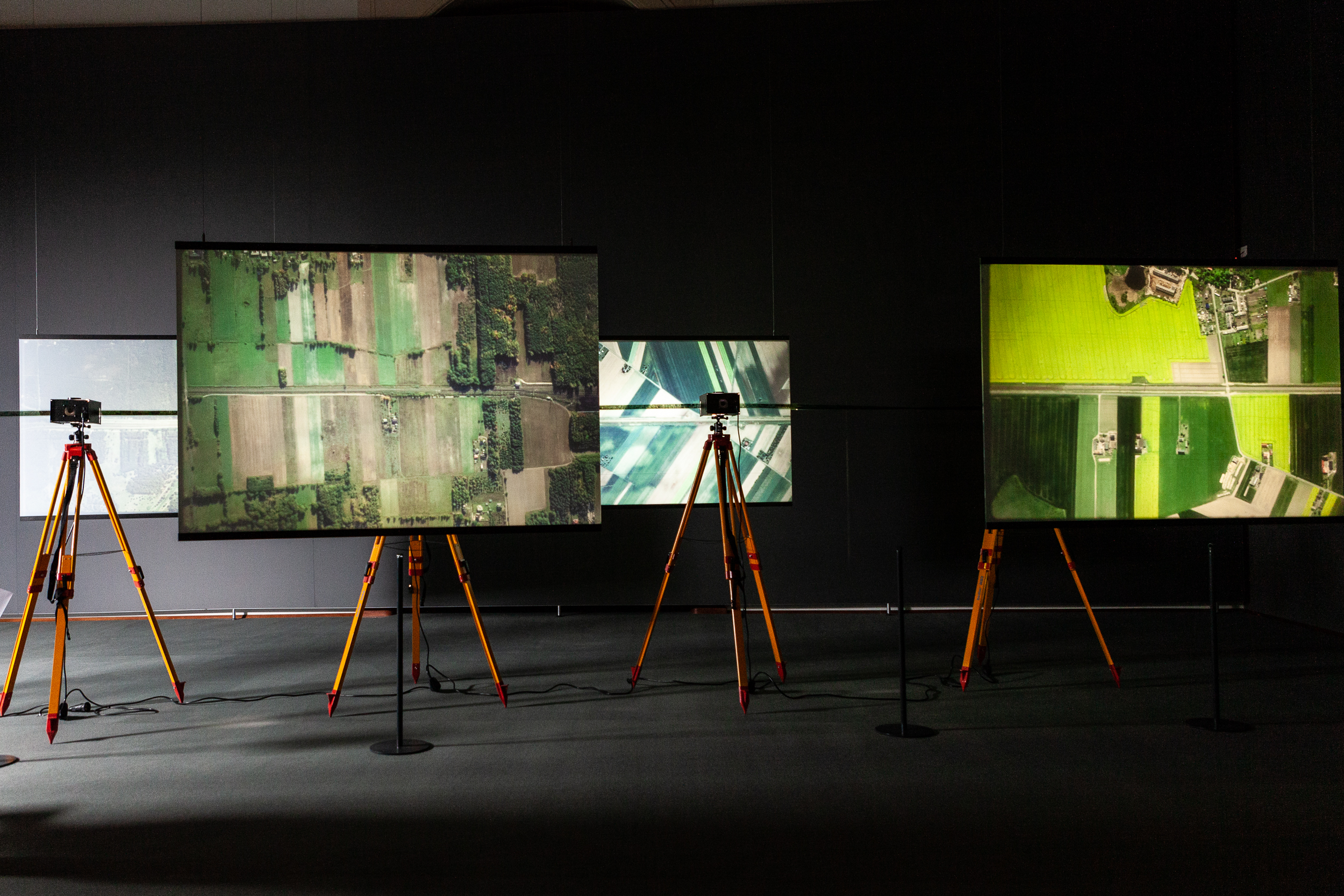 Weltmuseum, Staub & Seide, Ausstellungsansicht 4